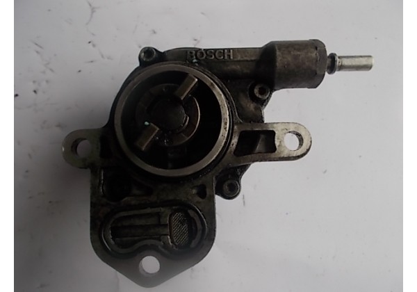 Вакуумний насос Пежо 2.0,2.2 хді BOSCH 9631971580
